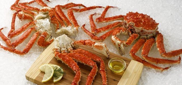 Không chỉ có hương vị thơm ngon đặc biệt mà cua hoàng đế (King Crab, cua huỳnh đế, cua Alaska) còn rất dễ chế biến thành nhiều món 