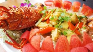 Cach Lam Salad Tom Hum 01