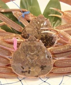 Một số món ăn hấp dẫn chế biến từ cua như Cua tuyết hấp bia