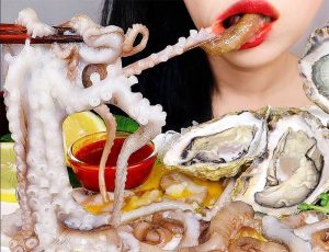 ăn bạch tuộc sống có tốt không