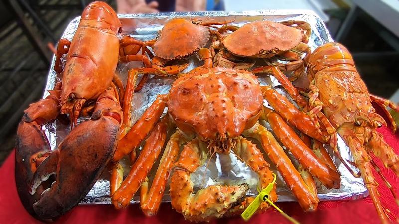 Tôm hùm alaska và cua hoàng đế