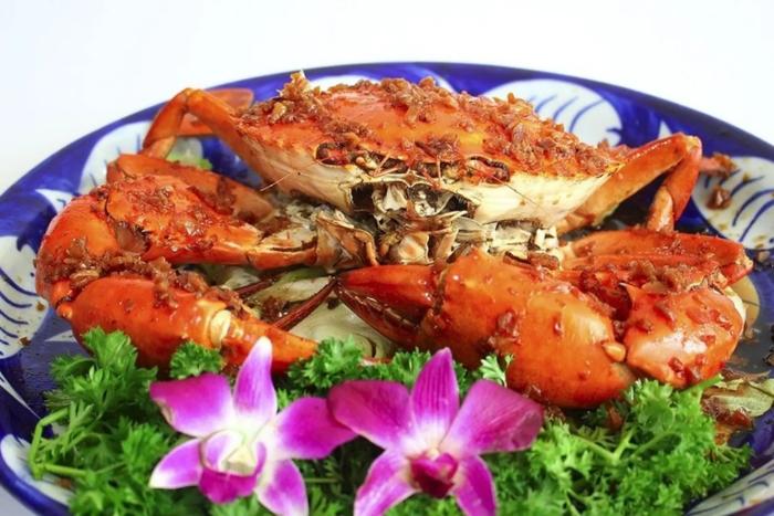 Cua biển nướng bơ tỏi