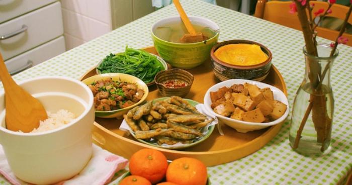 mon an dai khach tai nha don gian