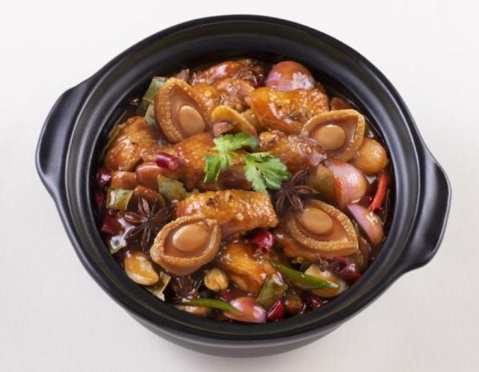 Bào ngư khô xào nấm