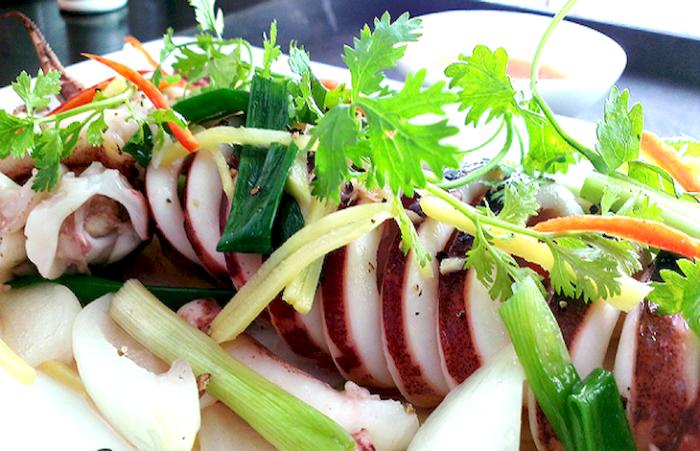Mực nang hấp gừng sả