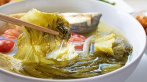 cá mú nấu dưa chua