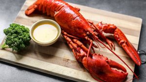 tôm hùm Alaska hấp nước dừa